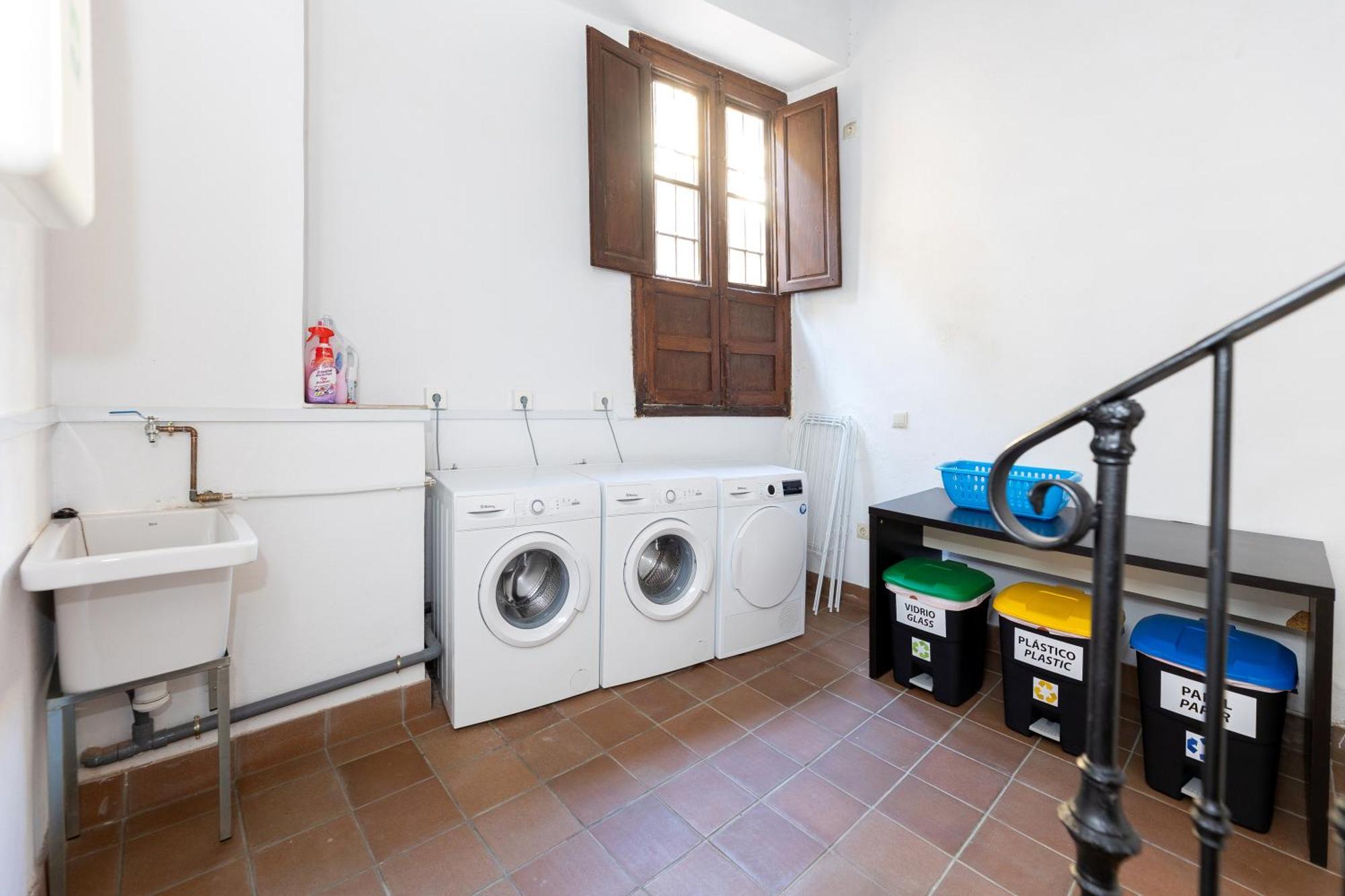 Apartamentos En Pleno Centro, Aljibe Rodrigo Del Campo 1A غرناطة المظهر الخارجي الصورة