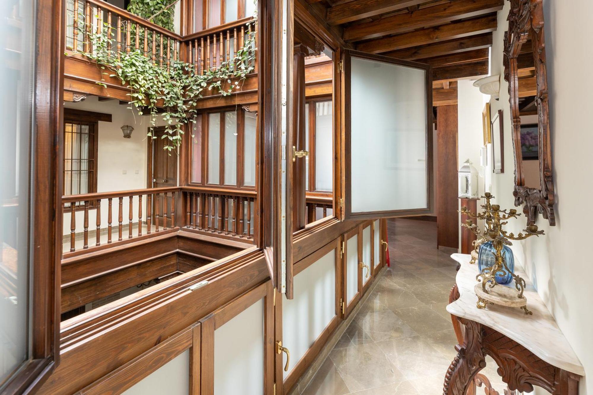 Apartamentos En Pleno Centro, Aljibe Rodrigo Del Campo 1A غرناطة المظهر الخارجي الصورة